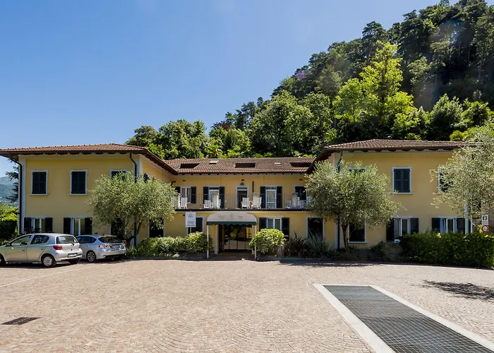 Residence L'Ulivo - Apartments In The City Center, With Fitness, Squash & Private Parking Bellagio