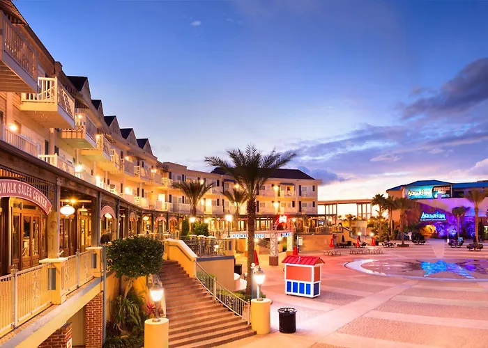 Kemah Hotels With Pool