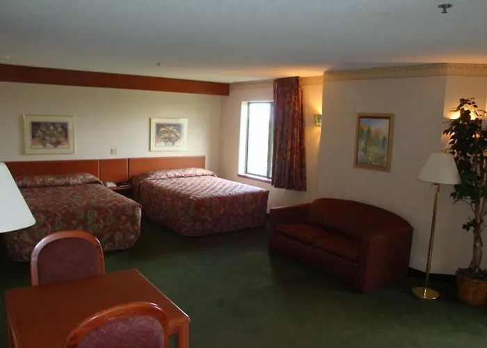 Syracuse Hotels