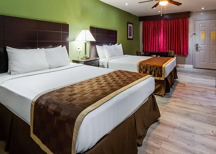 Kaufman Hotels