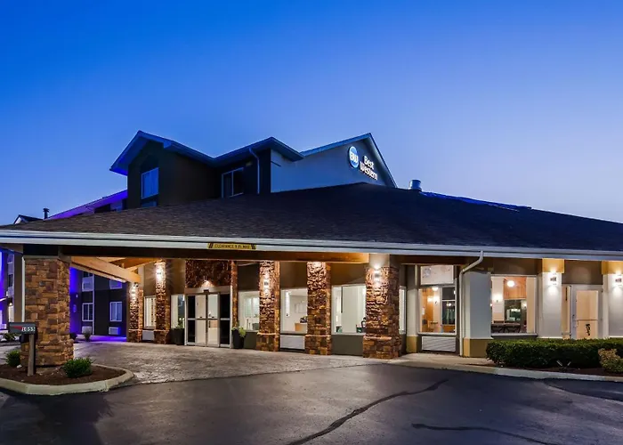 DeWitt Hotels