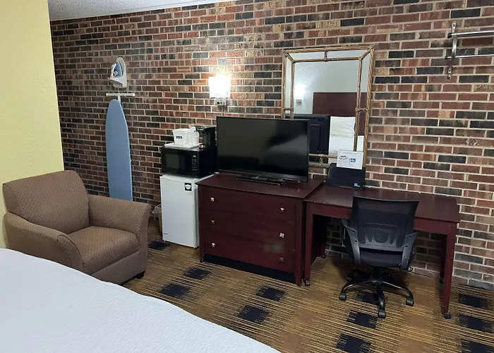 Platte City Hotels