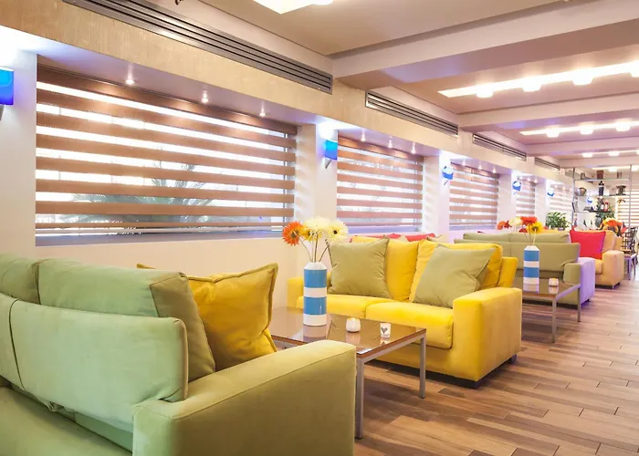 Tropical Hotel
