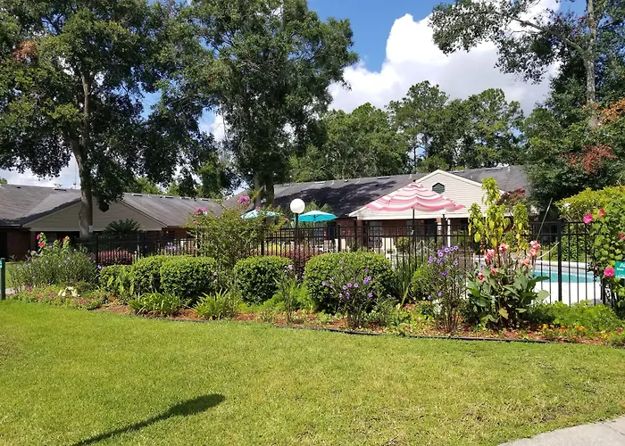 Hospitality Inn - Jacksonville