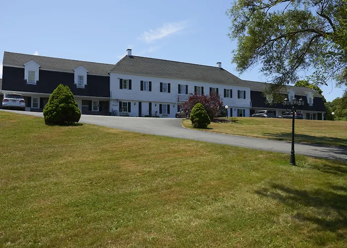 Sandwich Lodge & Resort