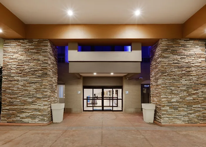 Holiday Inn Express & Suites Dallas - Duncanville By Ihg