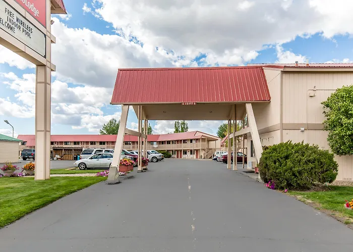 Econo Lodge Miles City I-94