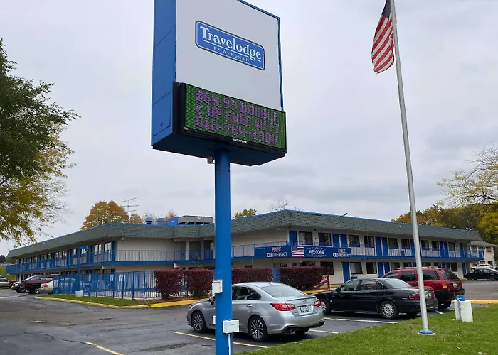 Travelodge By Wyndham Grand Rapids North Walker