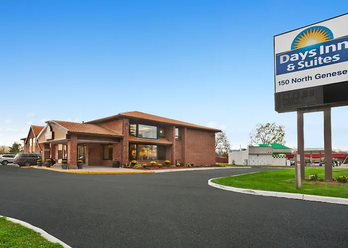 Days Inn By Wyndham Utica