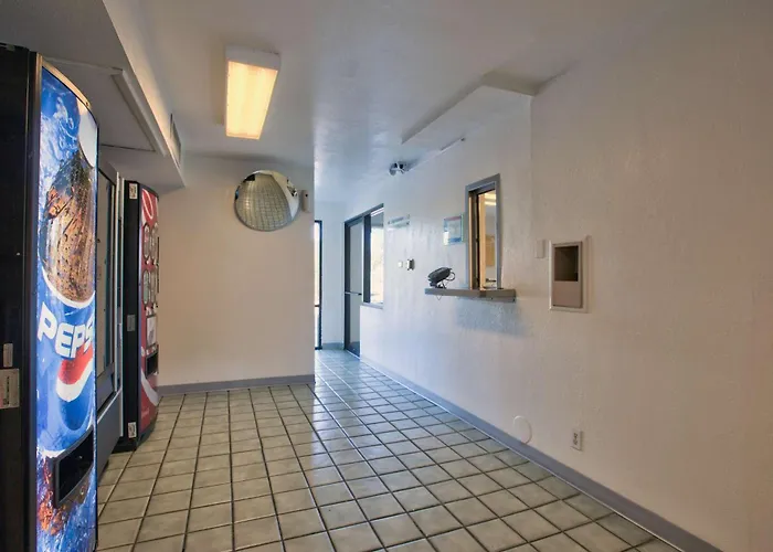 Motel 6-Valdosta, Ga - University