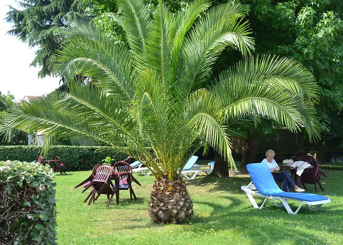 Dax Hotels
