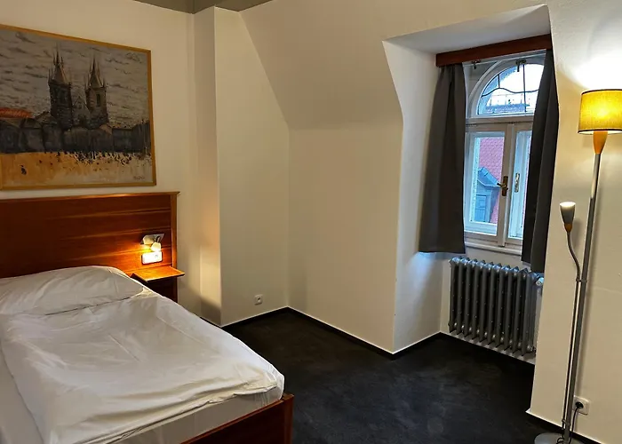 Nova Paka Hotels