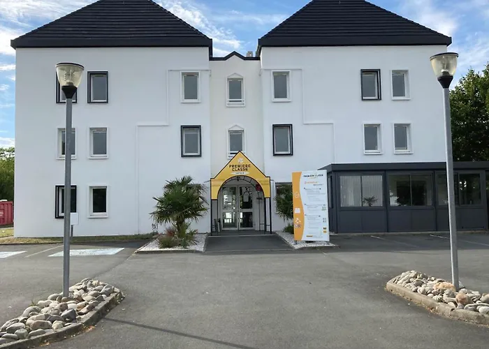 Aytre Hotels