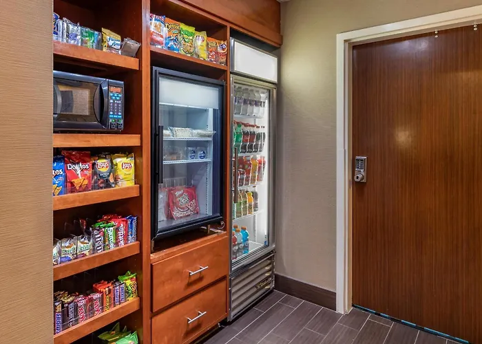Comfort Inn & Suites North Dallas-Addison