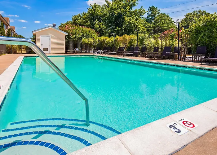 Denton Hotels