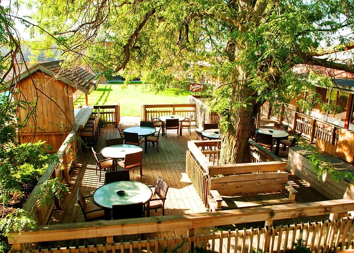 Norfolk Country Inn And Suites