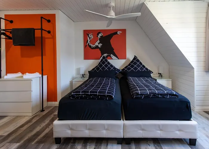 Neckarwestheim Hotels