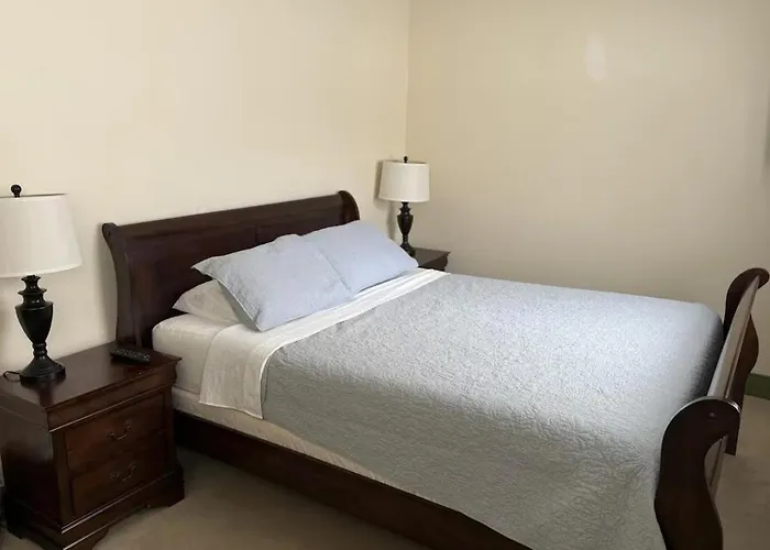 Princess Anne Hotels