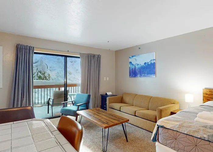 Hotels in Yosemite West