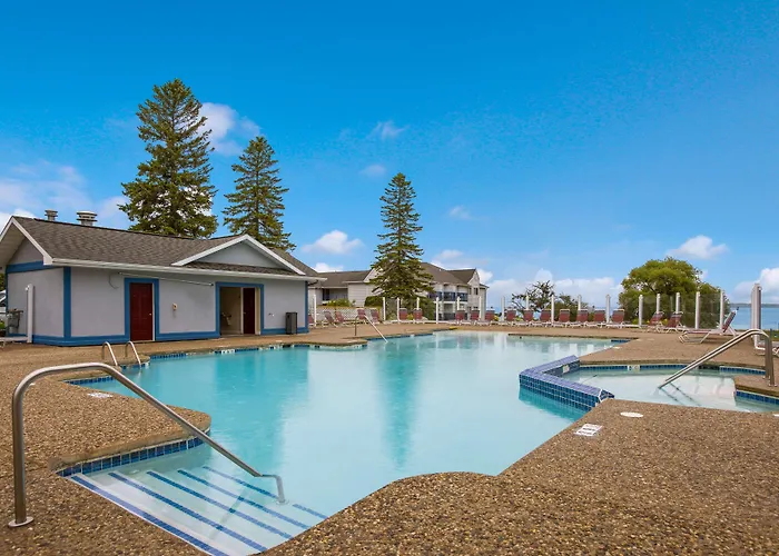 Best Western Harbour Pointe Lakefront Saint Ignace