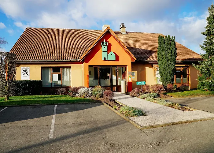 Roncq Hotels