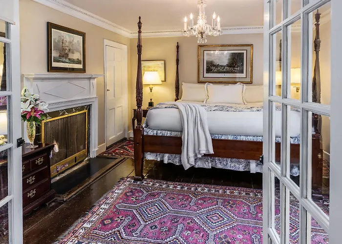 Samuel Durfee House Bed & Breakfast Newport