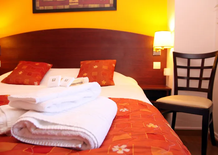Cachan Hotels