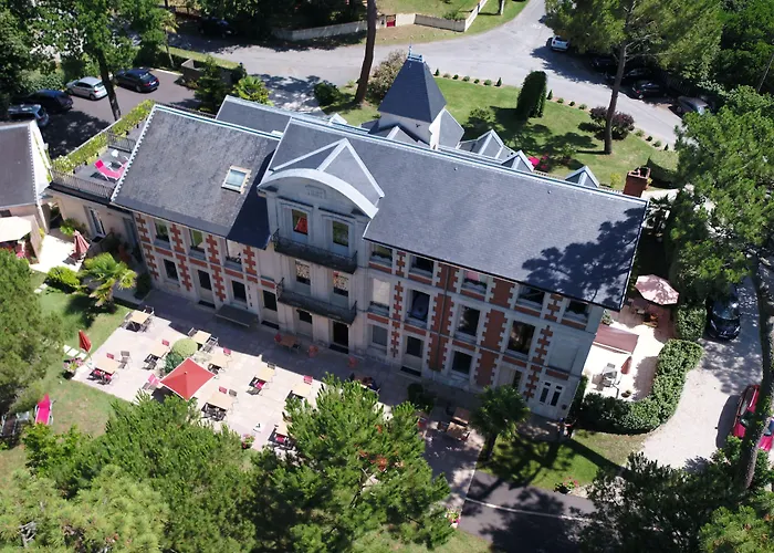 Vaux-sur-Mer Hotels