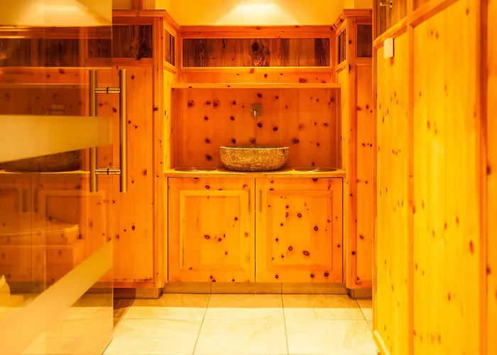 HOTEL SONNBLICK, Kaprun, Salzburg - inklusive Sommerkarte