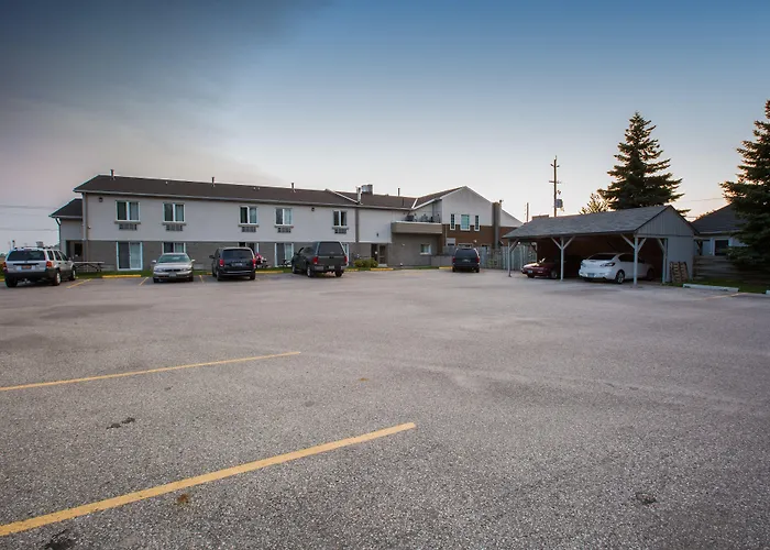 Hotels in Elora