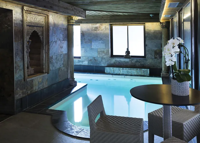 Hotel et Spa Le Lion d'Or Pont-Évêque