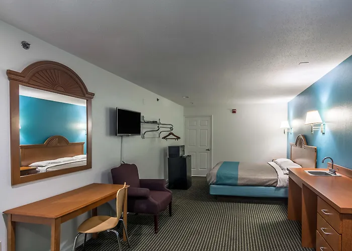 Azle Hotels