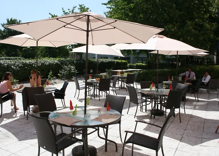 Creteil Hotels