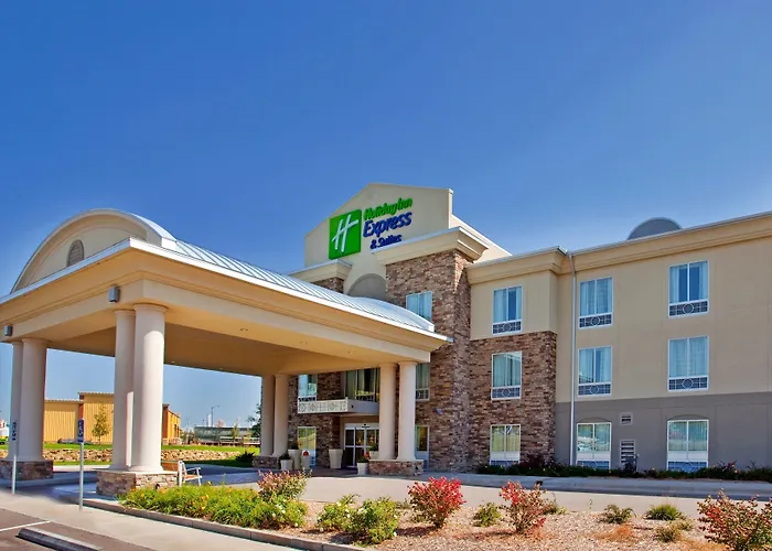 Andover Hotels