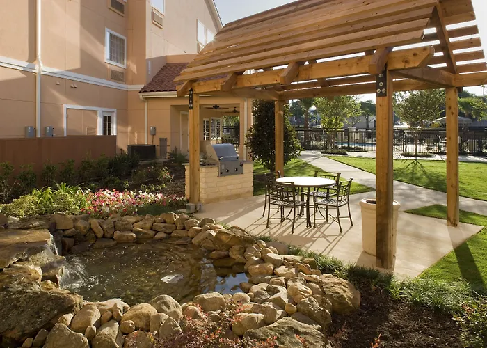 Towneplace Suites By Marriott San Antonio Airport