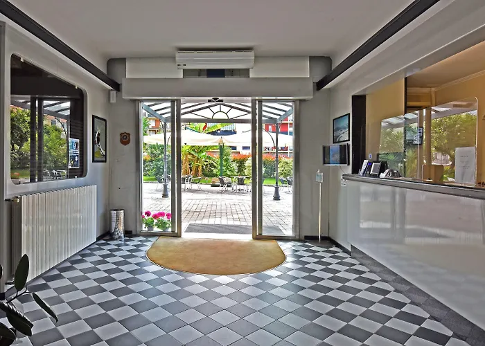 Hotel Sud Est By Fam Rossetti Lavagna