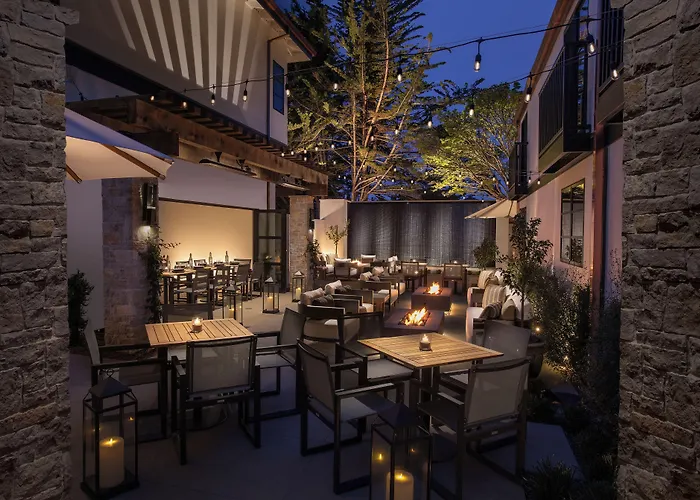 Hotels in Carmel-by-the-Sea