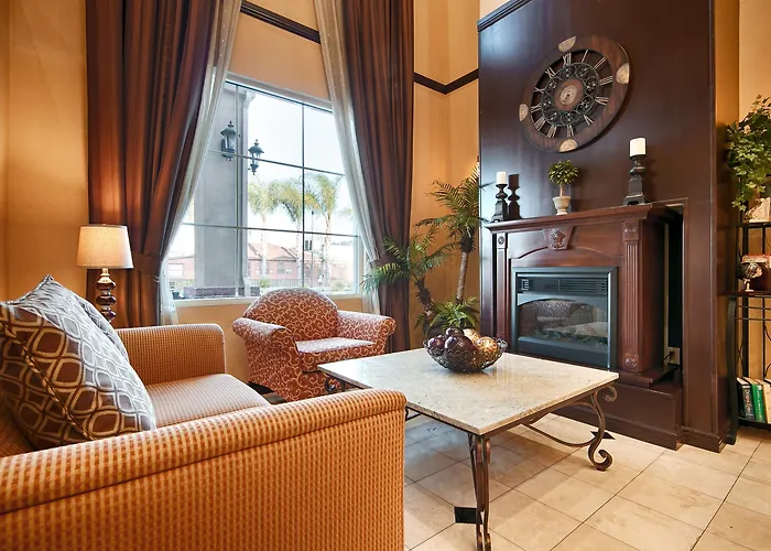 Glendora Hotels