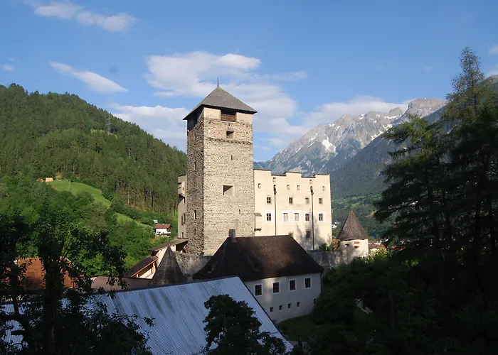 Hotel Schrofenstein Landeck