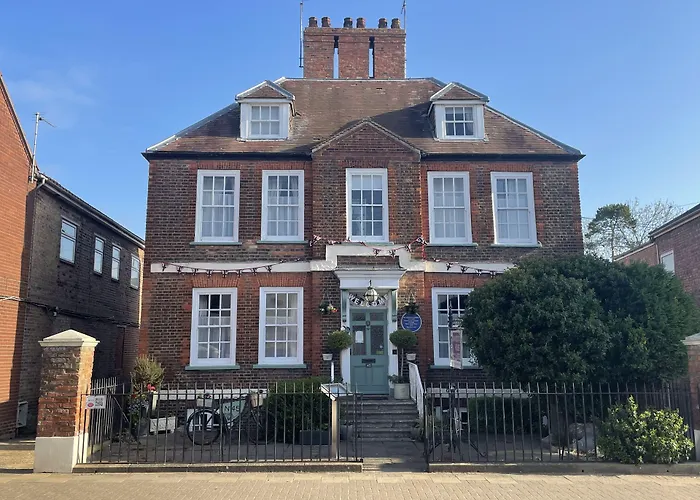 Holbeach Hotels