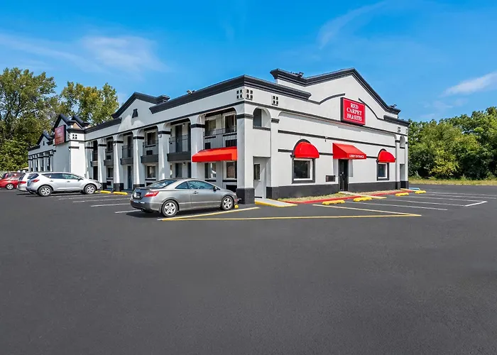 Bellmawr Hotels