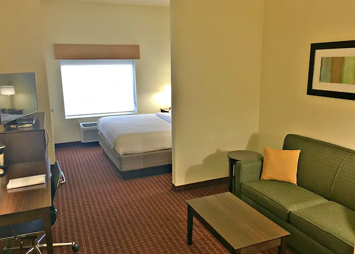 Holiday Inn Express Defuniak Springs By Ihg
