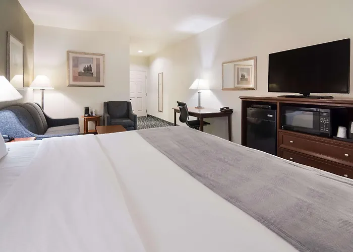 Comanche Hotels