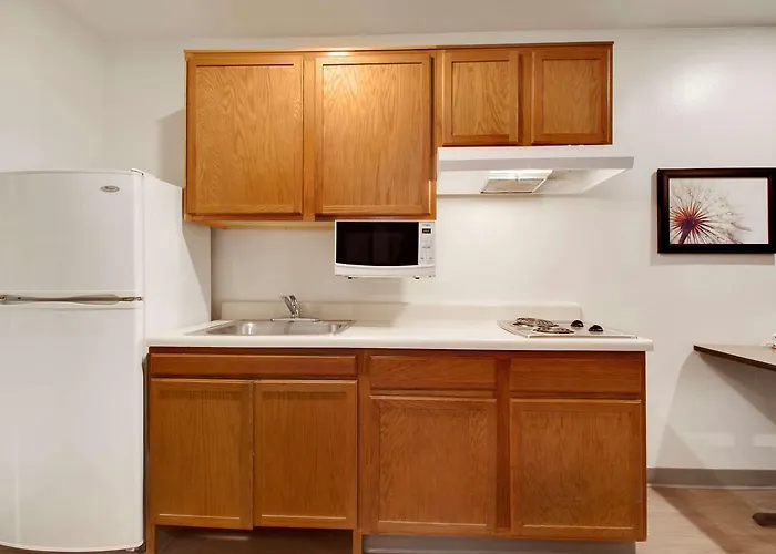 Woodspring Suites Conroe