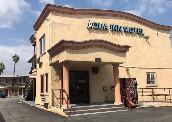Aqua Inn Motel