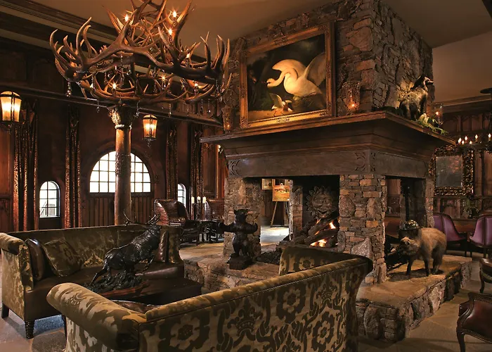 Grand Bohemian Lodge Asheville, Autograph Collection