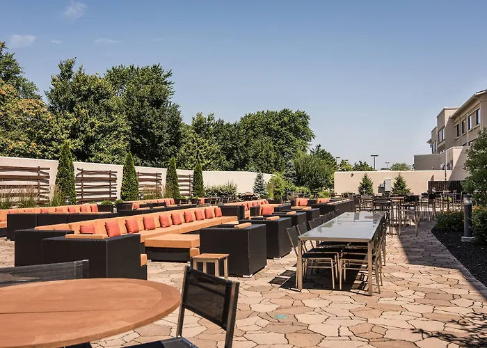 Courtyard By Marriott Lafayette Hotel