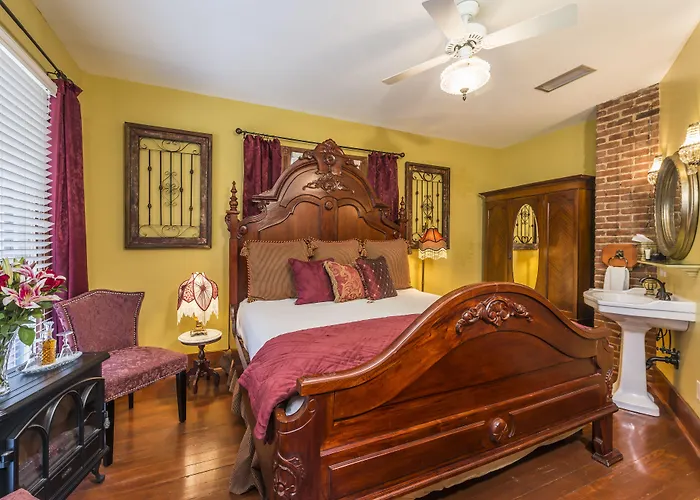 Carriage Way Inn Bed & Breakfast Adults Only - 21 Years Old And Up St. Augustine