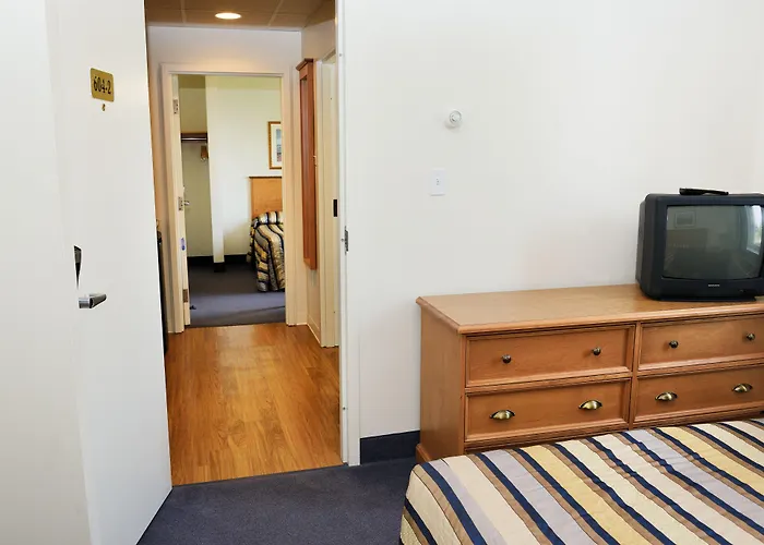 Summerside Hotels