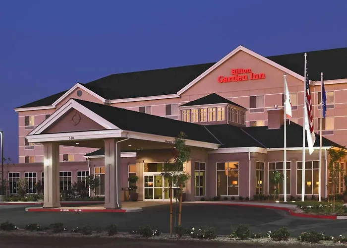 Clovis Hotels